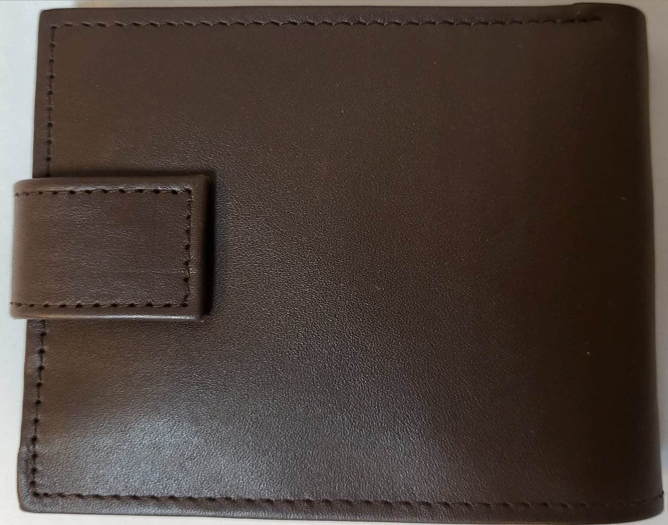 Genuine Soft Leather Slim Style High Quality wallet with Notes and credit card compartment Boxed