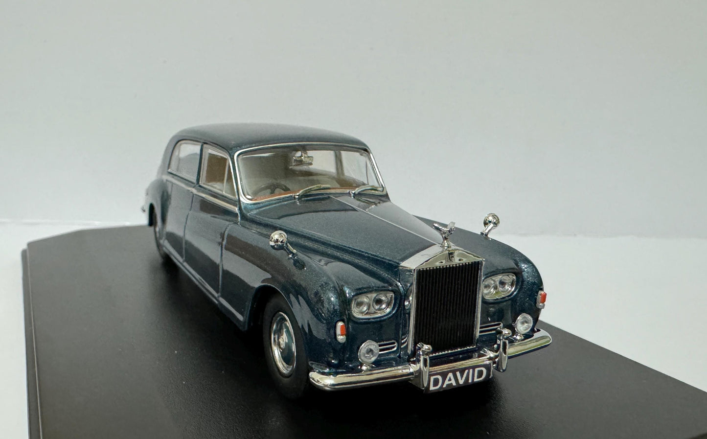 PERSONALISED Rolls Royce Phantom V James Young Windsor Oxford Dad Sister Mom husband wife Any Name BROTHER GIFT Boxed