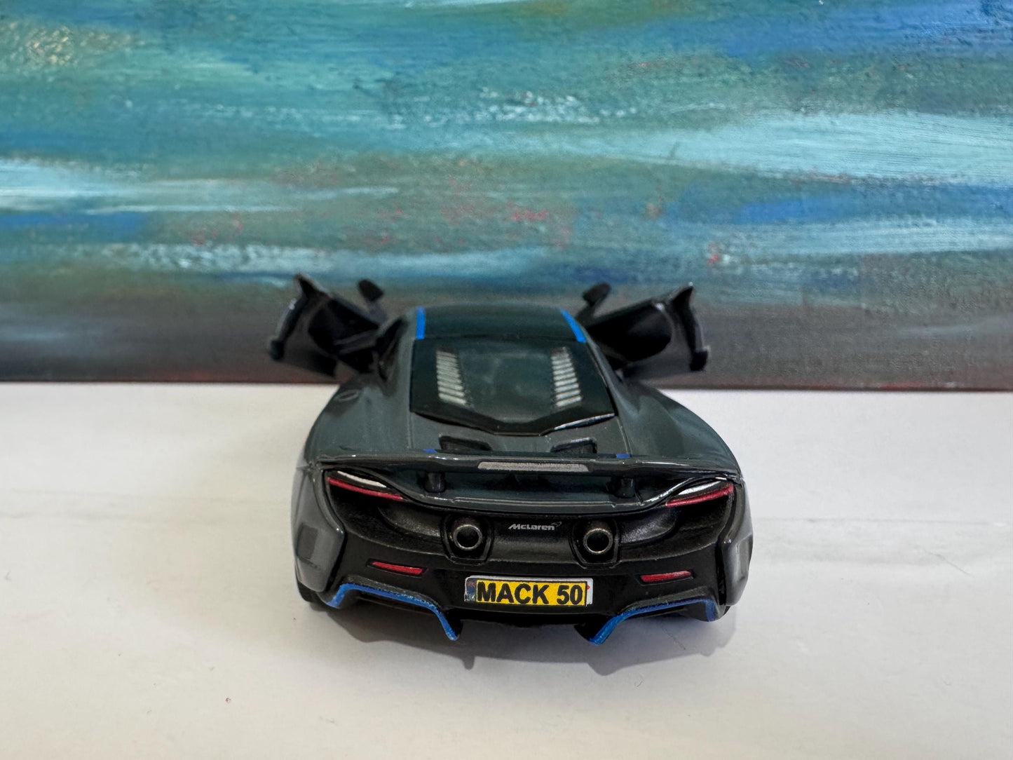 PERSONALISED PLATES McLaren 675LT DIECAST Model boy girl dad mom uncle grandad brother Birthday mother day gift present Sleeve 1:34 scale