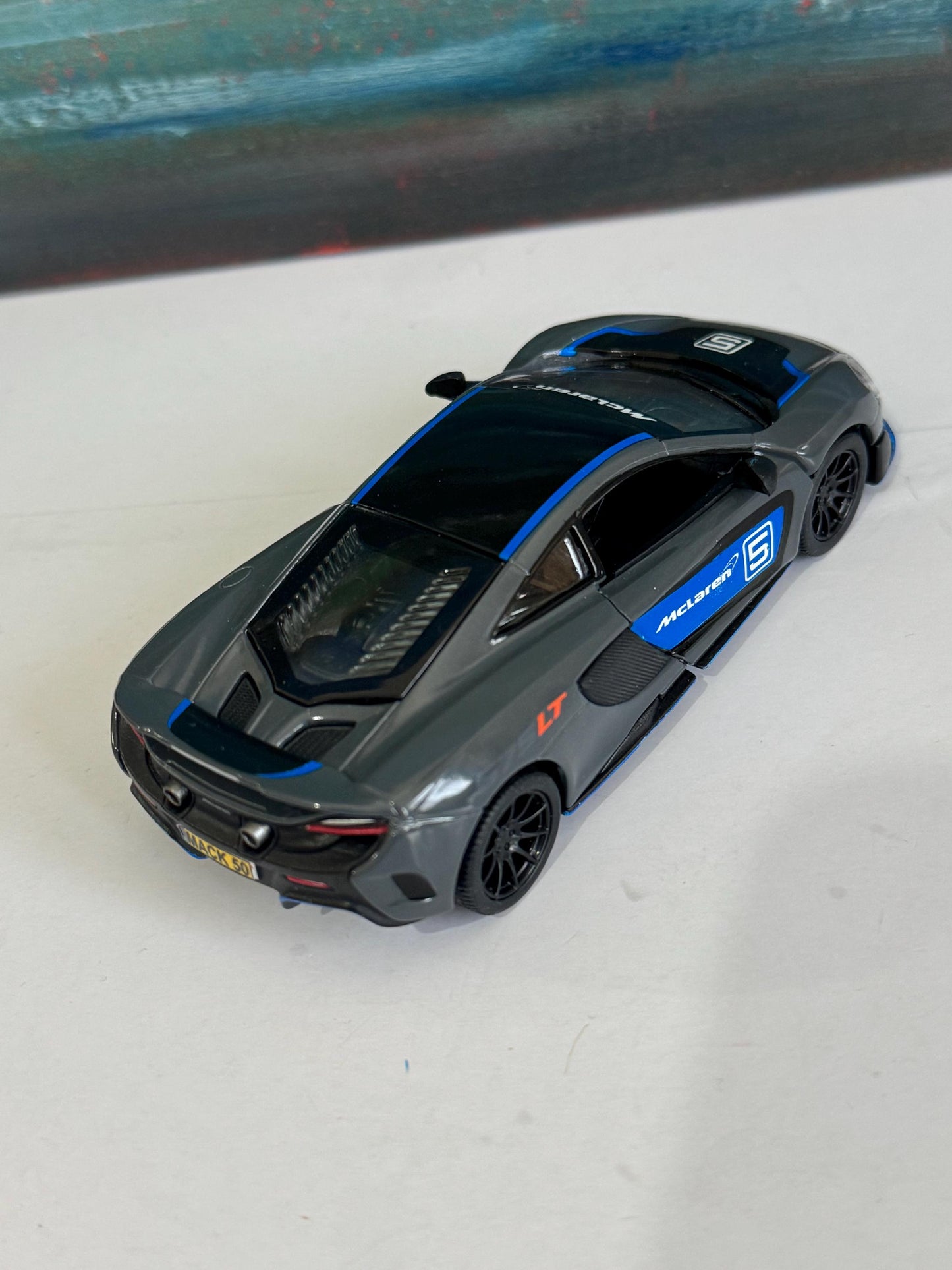 PERSONALISED PLATES McLaren 675LT DIECAST Model boy girl dad mom uncle grandad brother Birthday mother day gift present Sleeve 1:34 scale