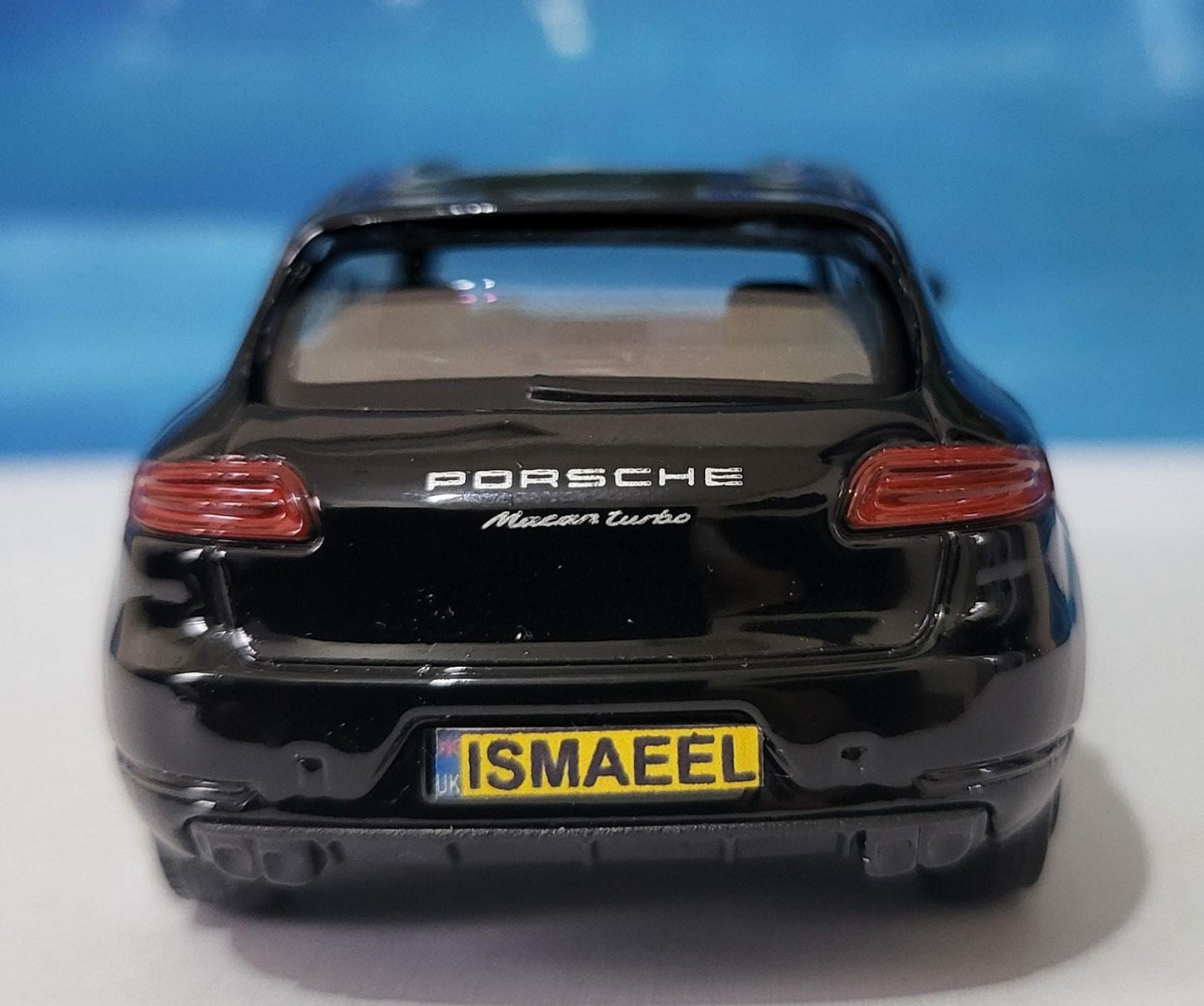 Porsche Macan Toy Car – Personalised Plates – 1:43 Scale Diecast Model – Gift for Kids or Adults – Birthday or Christmas – New & Boxed