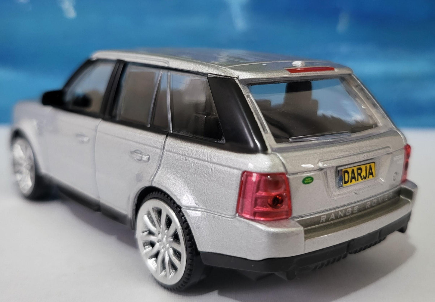 Range Rover Sport 1:43 Scale - Personalized Name Plate - Custom Car Model Gift - Diecast Vehicle Display - Unique Birthday Present New Boxed
