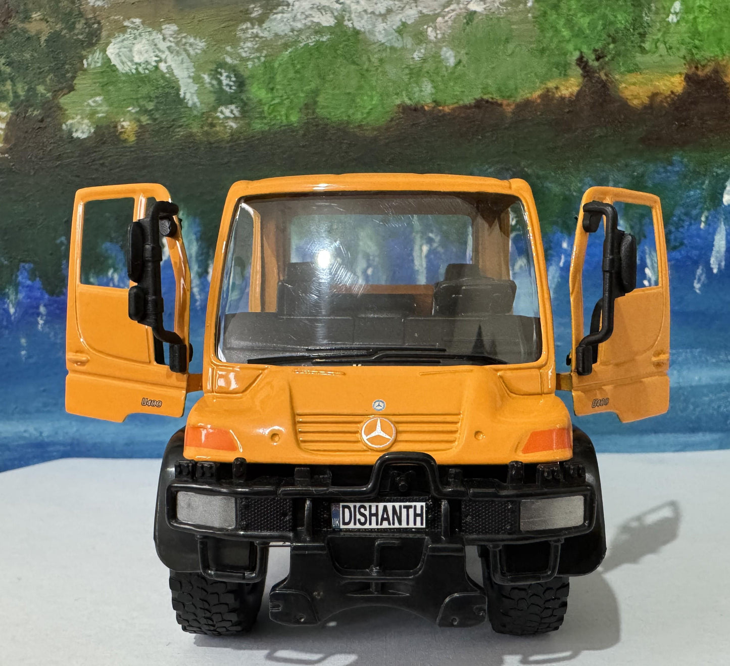 Mercedes-Benz Orange Unimog Truck 1:32 Scale – Premium Diecast Model Toy Gift for Boys, Girls, Dad, Uncle easter Christmas gift New Boxed