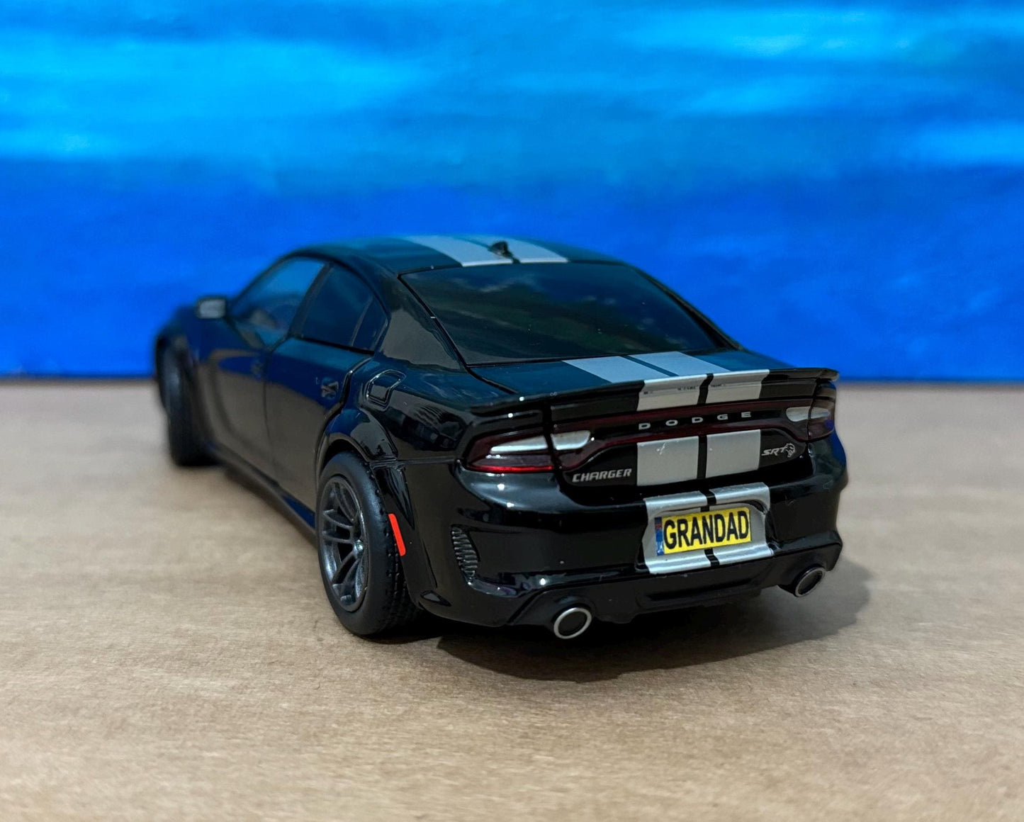 PERSONALIZED PLATES Dodge Charger Model Toy Car boy dad birthday gift light sound bonnet boot four door open 1:32 Boxed