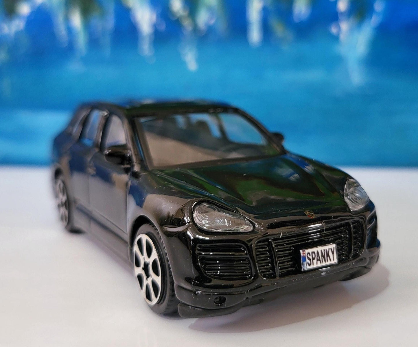 Personalised Porsche Cayenne Toy Car 1:43 Scale – Custom Number Plate – Gift for Boy Girl Dad Brother Grandad – Birthday - Father Day Boxed