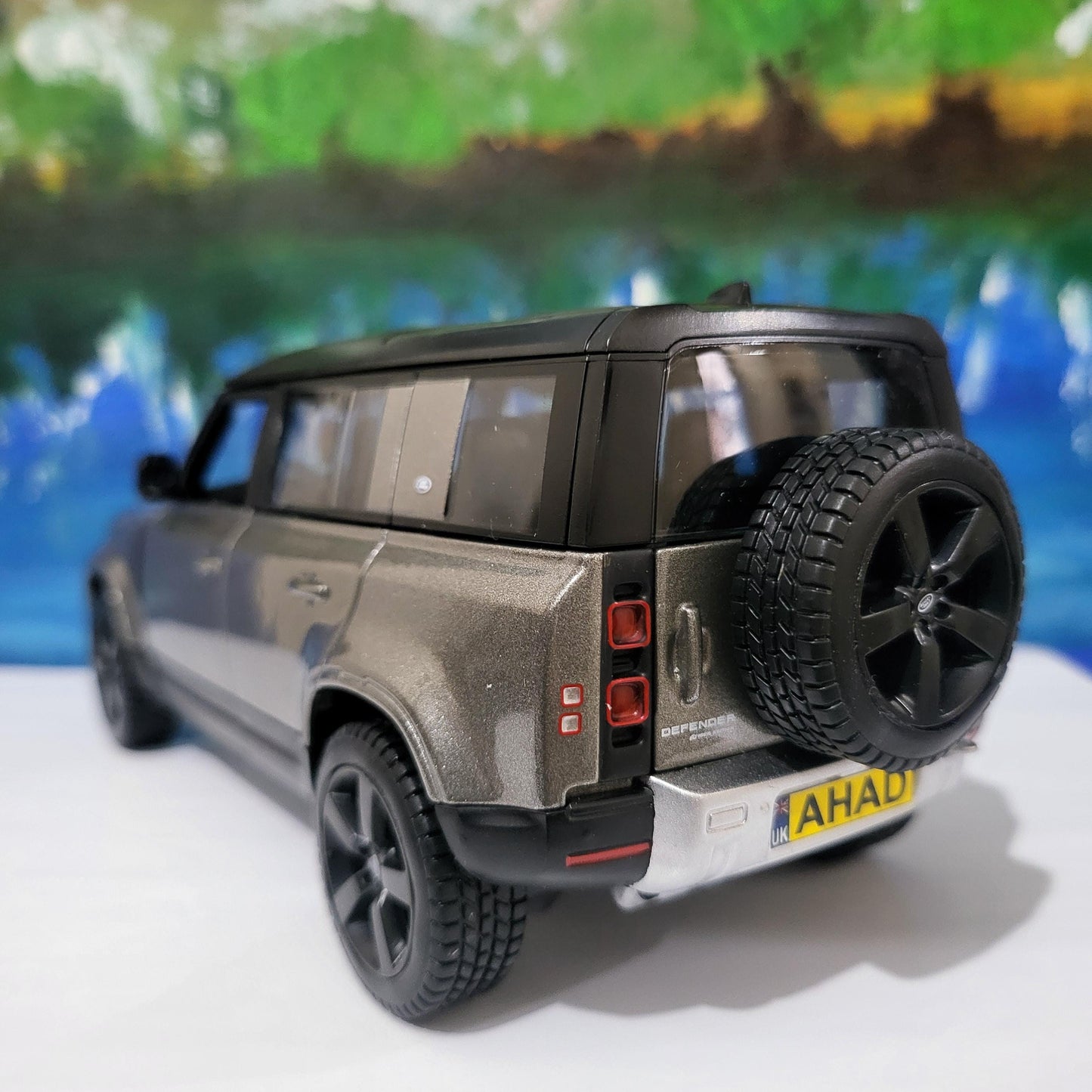 PERSONALISED PLATES licensed Land rover Defender 110 1:24 Scale Car Model boy girl dad mom uncle grandad brother birthday Easter Light Green