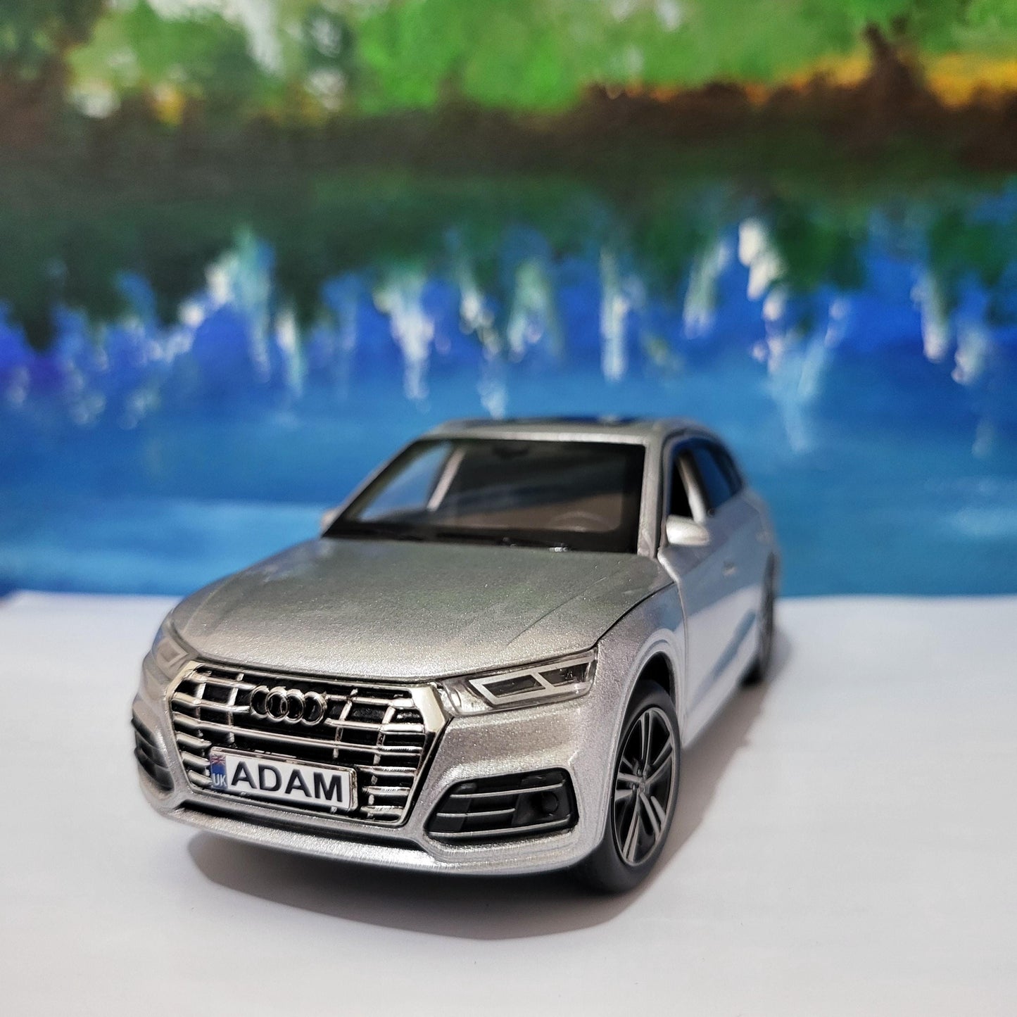 Personalized Audi Q5 Toy Car | 1:32 Scale Model | Light & Sound | Opening Doors Bonnet Boot | Dad Boy Birthday Gift | Boxed High Quality