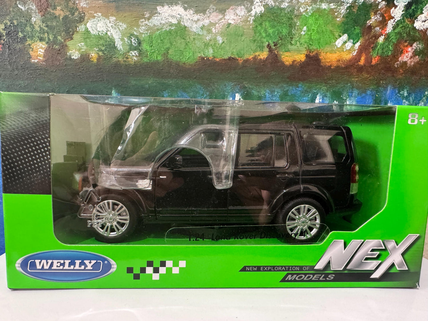 Land Rover Discovery 4 Diecast 1:24, Personalized Name Plate | Licensed by Welly | Gift for Boys, Girls, Dad, Mom, Grandad, Brother | Boxed