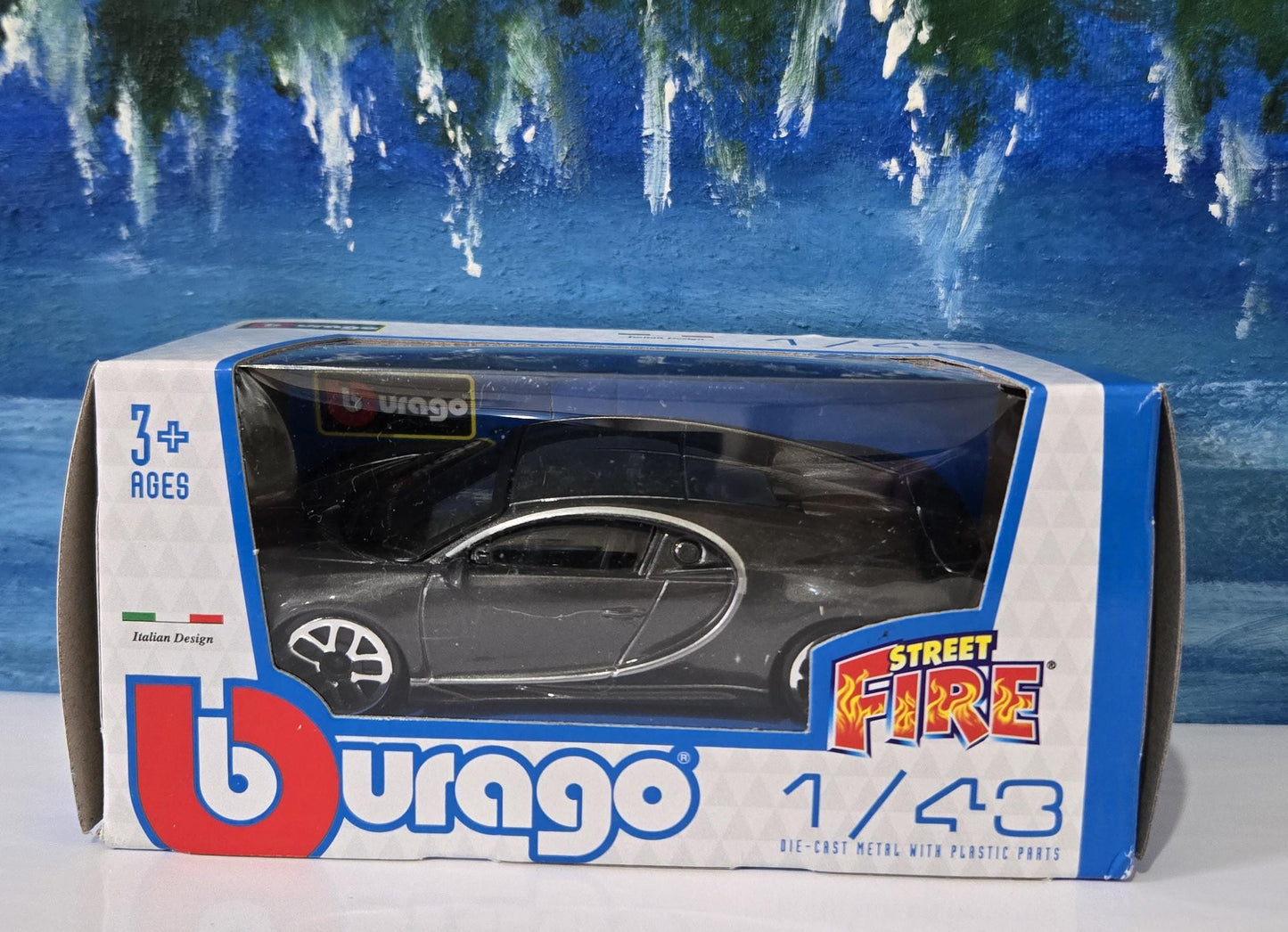 Custom Plates – Bugatti Chiron Grey 1:43 Scale Toy Car Model – Gift for Boy, Girl, Dad, Mom, Uncle, Grandad – Birthday or Christmas Present