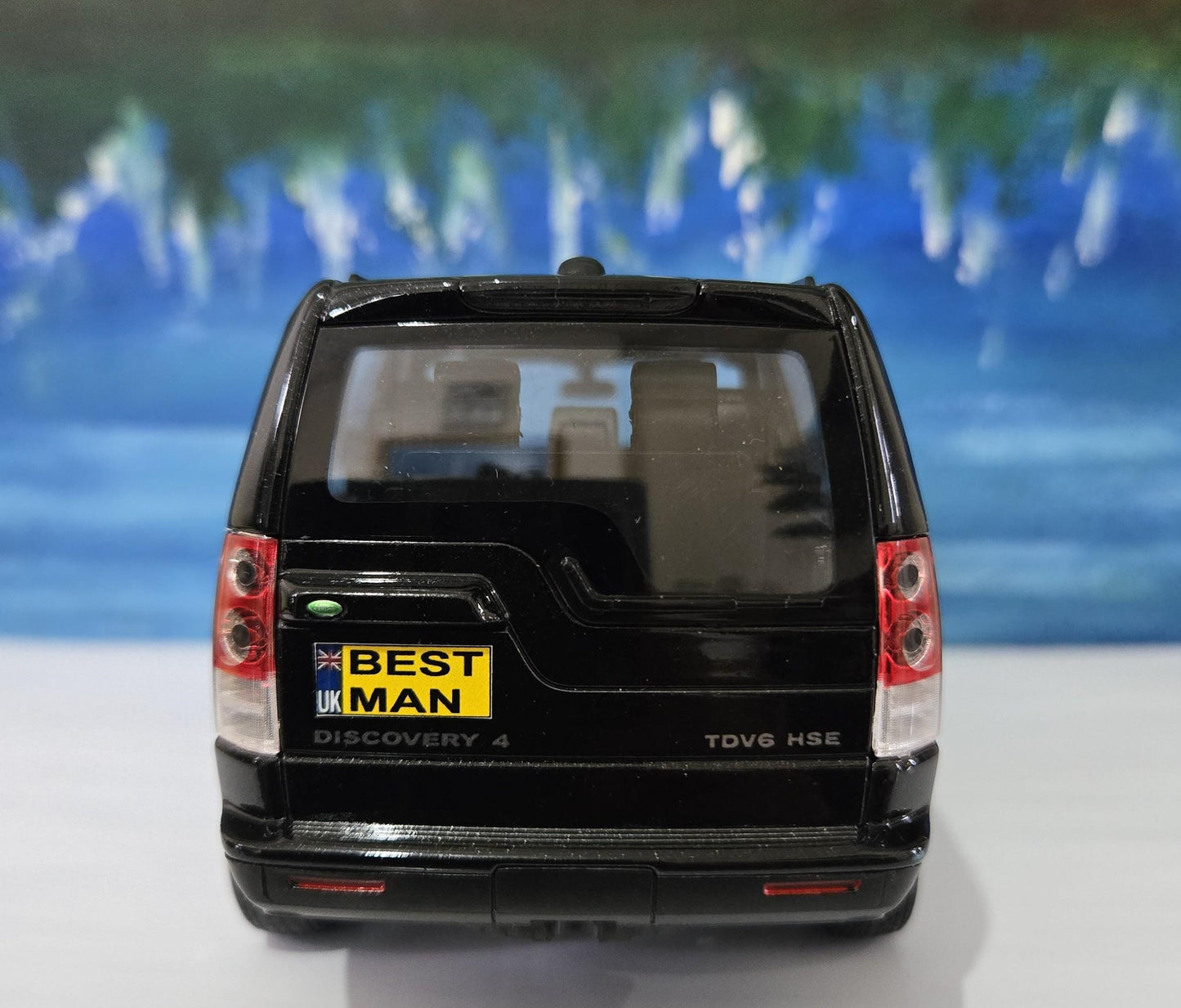 Land Rover Discovery 4 Diecast 1:24, Personalized Name Plate | Licensed by Welly | Gift for Boys, Girls, Dad, Mom, Grandad, Brother | Boxed