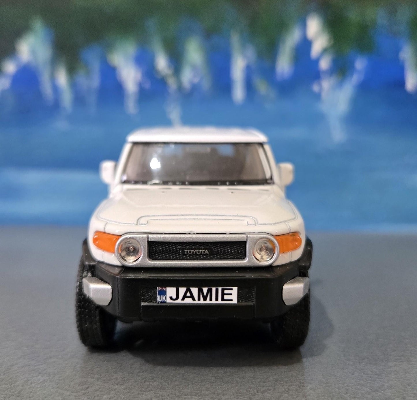 Toyota FJ Cruiser Diecast Model Car 1:34 Scale - Collectible Toy SUV
