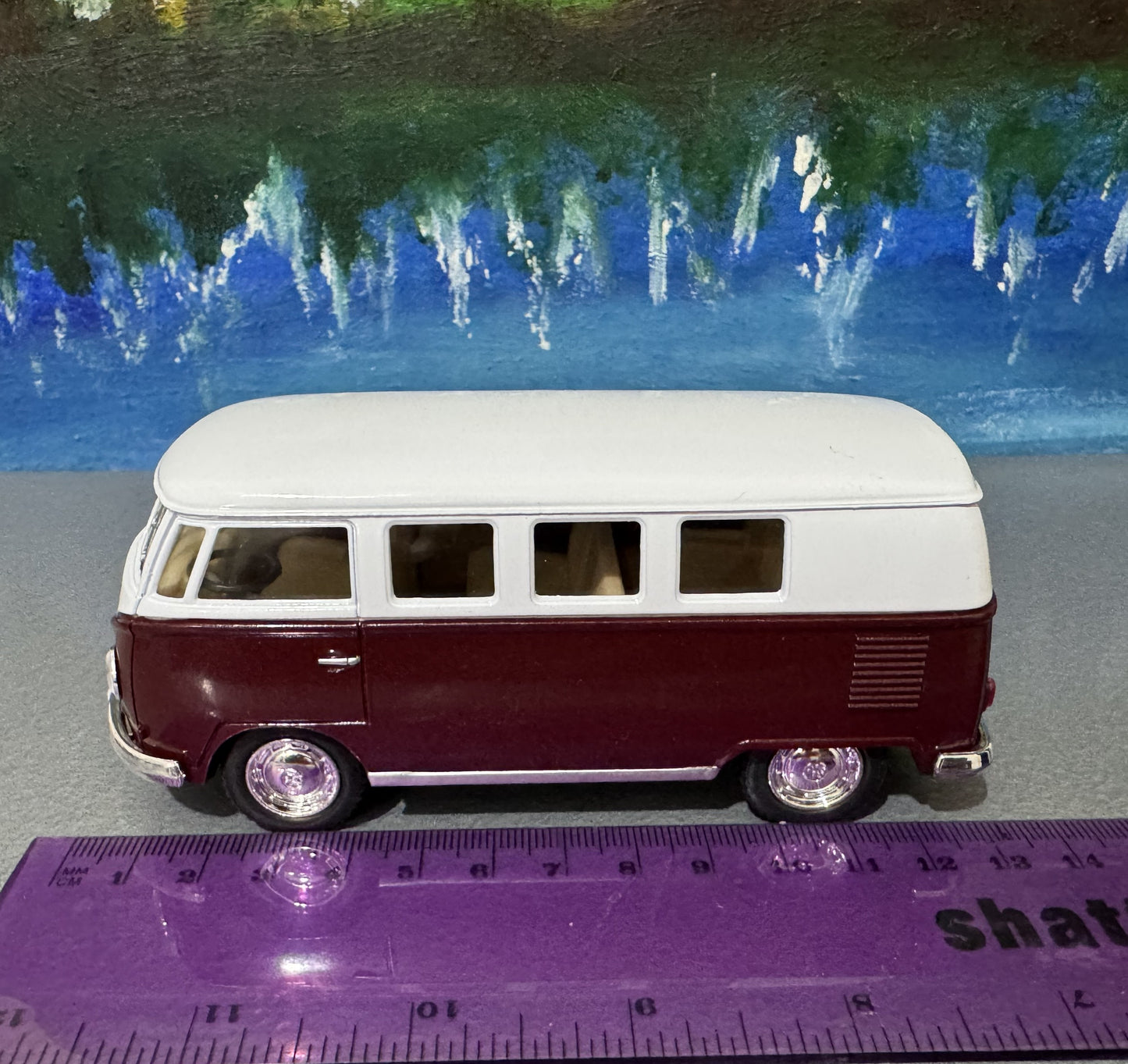 Personalised Name Camper Van Bus Toy Car – 1:32 Scale Model – Birthday or Christmas Gift for Boy, Girl, Dad, Mom, Uncle, Grandad Gift Sleeve