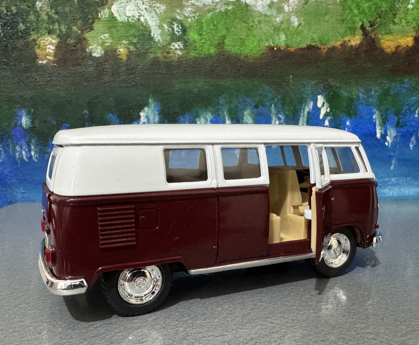 Personalised Name Camper Van Bus Toy Car – 1:32 Scale Model – Birthday or Christmas Gift for Boy, Girl, Dad, Mom, Uncle, Grandad Gift Sleeve