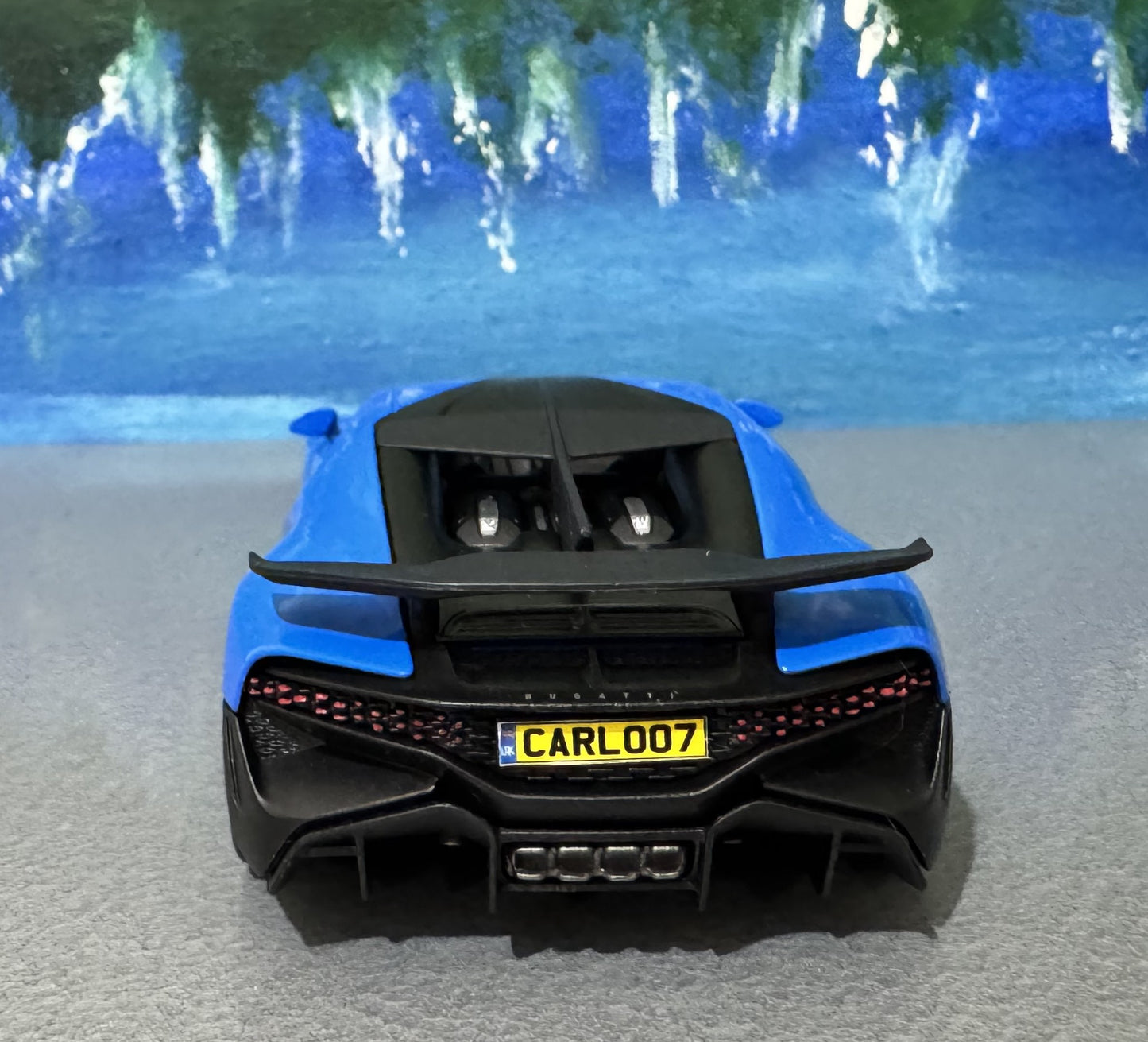 Licensed Bugatti Divo Diecast Car 1:36 – Blue/Black Model with Custom Name Plate – Collectible Toy Car Gift for Kids & Adults – Gift Sleeve