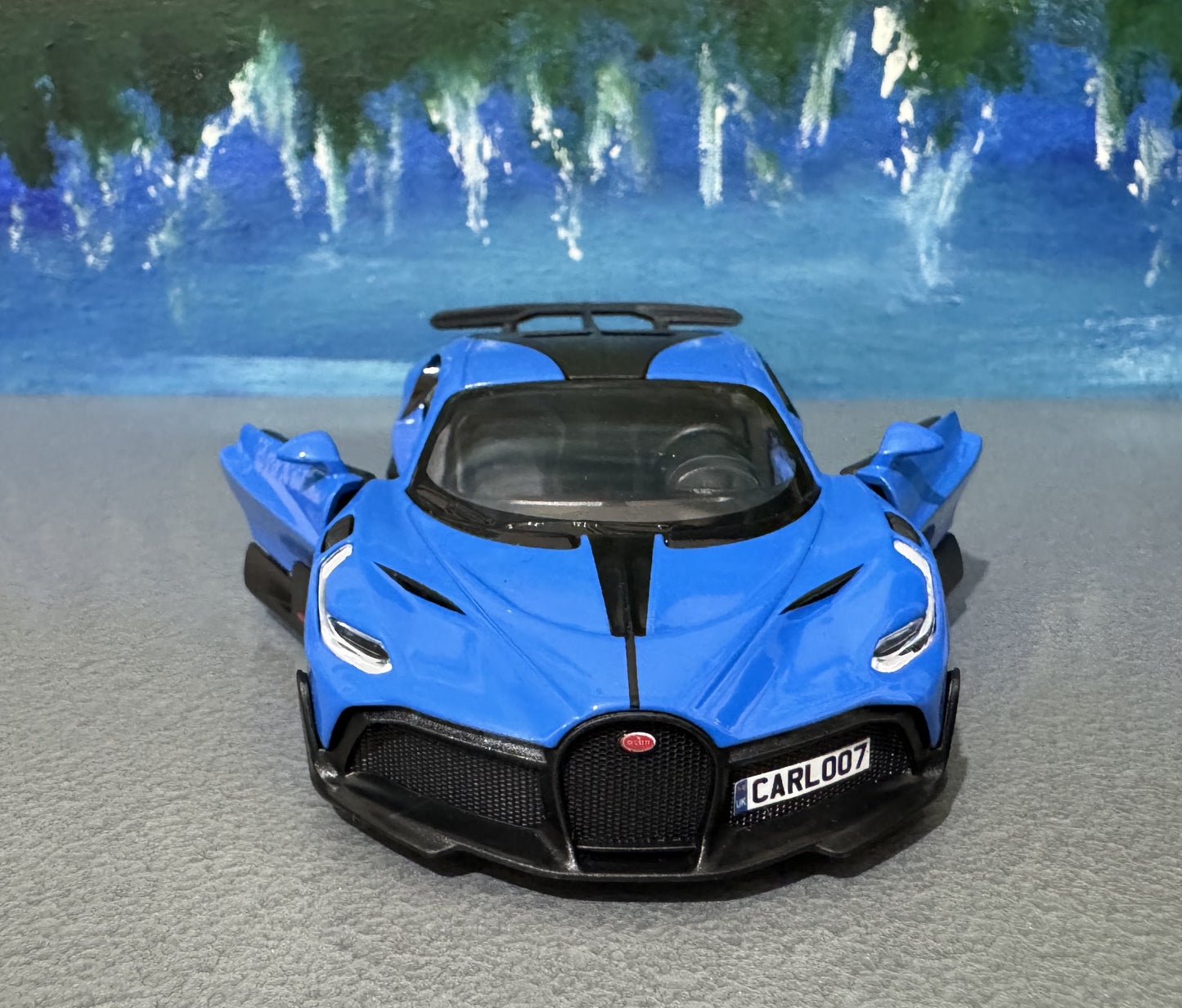 Licensed Bugatti Divo Diecast Car 1:36 – Blue/Black Model with Custom Name Plate – Collectible Toy Car Gift for Kids & Adults – Gift Sleeve