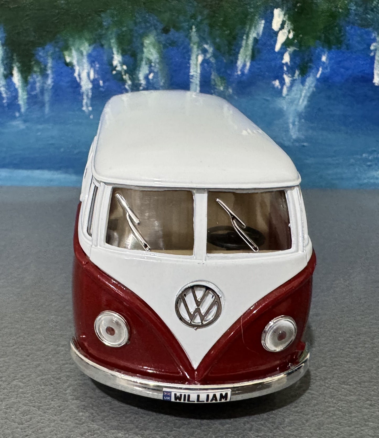 Vintage Camper Van Bus Toy Car – 1:32 Licensed Scale Model – Custom Name Plate – Birthday or Christmas Gift for Boy, Girl, Dad – Gift Sleeve