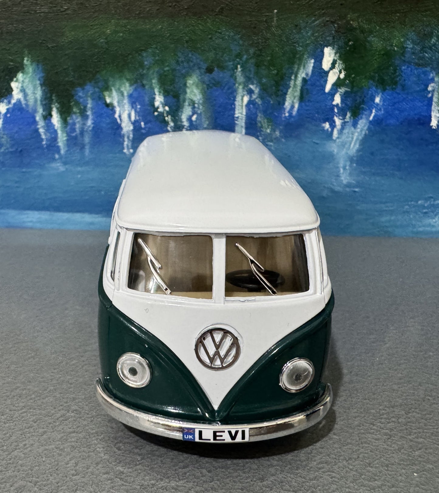 Personalised Name Green 1962 Camper Van Bus Toy Car – 1:32 Scale Model – Birthday or Christmas Gift for Boy, Girl, Dad, Mom, Uncle - Gift Sleeve