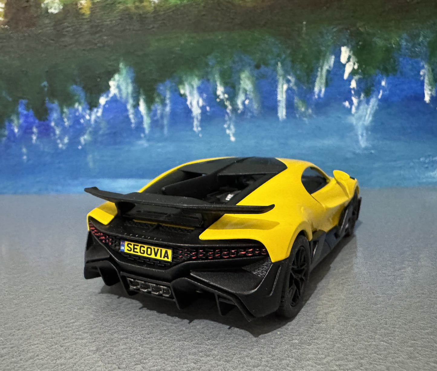 YOUR NAME PLATE Licensed Bugatti Divo 1:36 Diecast Toy Car – Yellow/Black – Collectible Toy Gift for Kids, Boys, Girls – Gift Sleeve