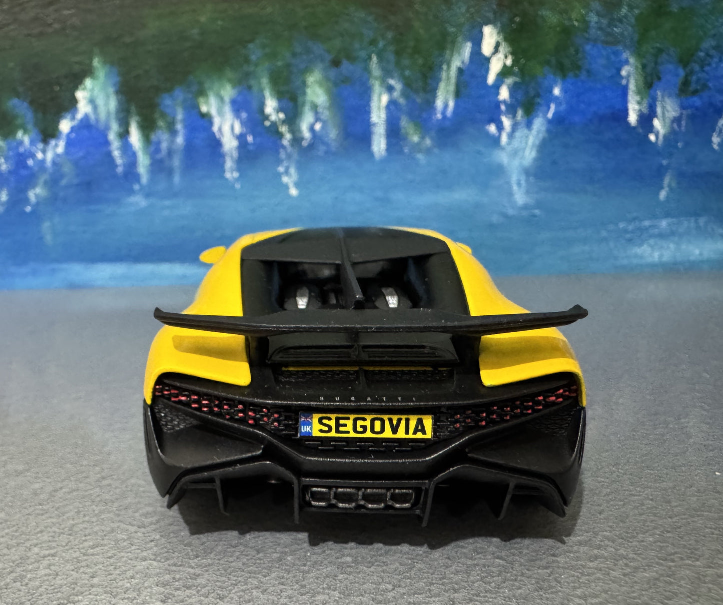 YOUR NAME PLATE Licensed Bugatti Divo 1:36 Diecast Toy Car – Yellow/Black – Collectible Toy Gift for Kids, Boys, Girls – Gift Sleeve