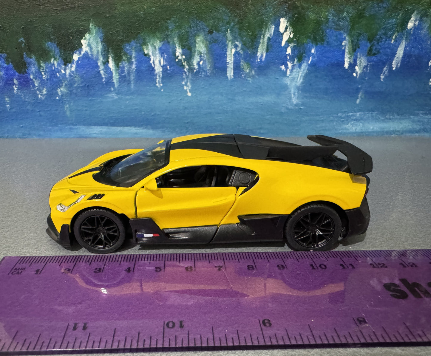 YOUR NAME PLATE Licensed Bugatti Divo 1:36 Diecast Toy Car – Yellow/Black – Collectible Toy Gift for Kids, Boys, Girls – Gift Sleeve