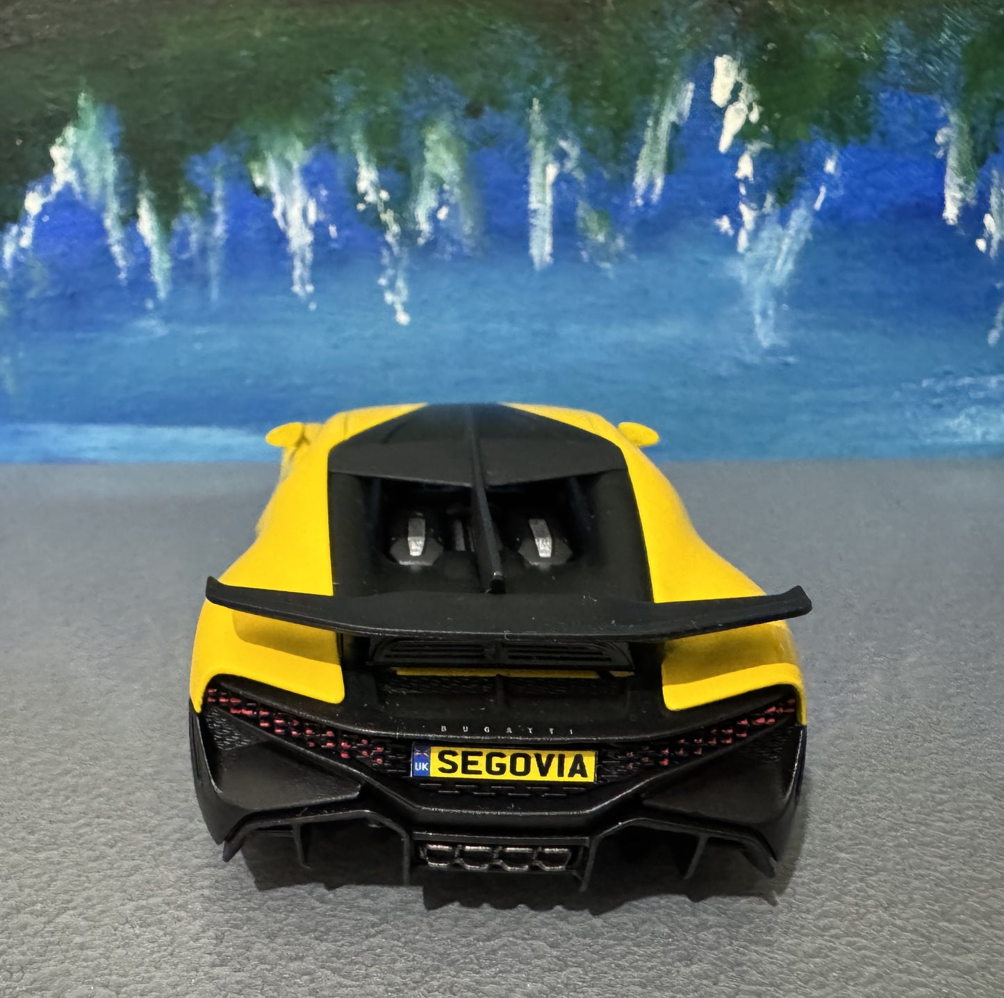 YOUR NAME PLATE Licensed Bugatti Divo 1:36 Diecast Toy Car – Yellow/Black – Collectible Toy Gift for Kids, Boys, Girls – Gift Sleeve