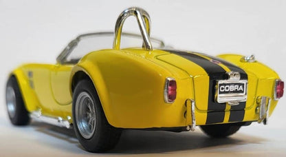 Metal 1965 Shelby Cobra 427 S/C die-cast metal model car 1:32 - pull back operation