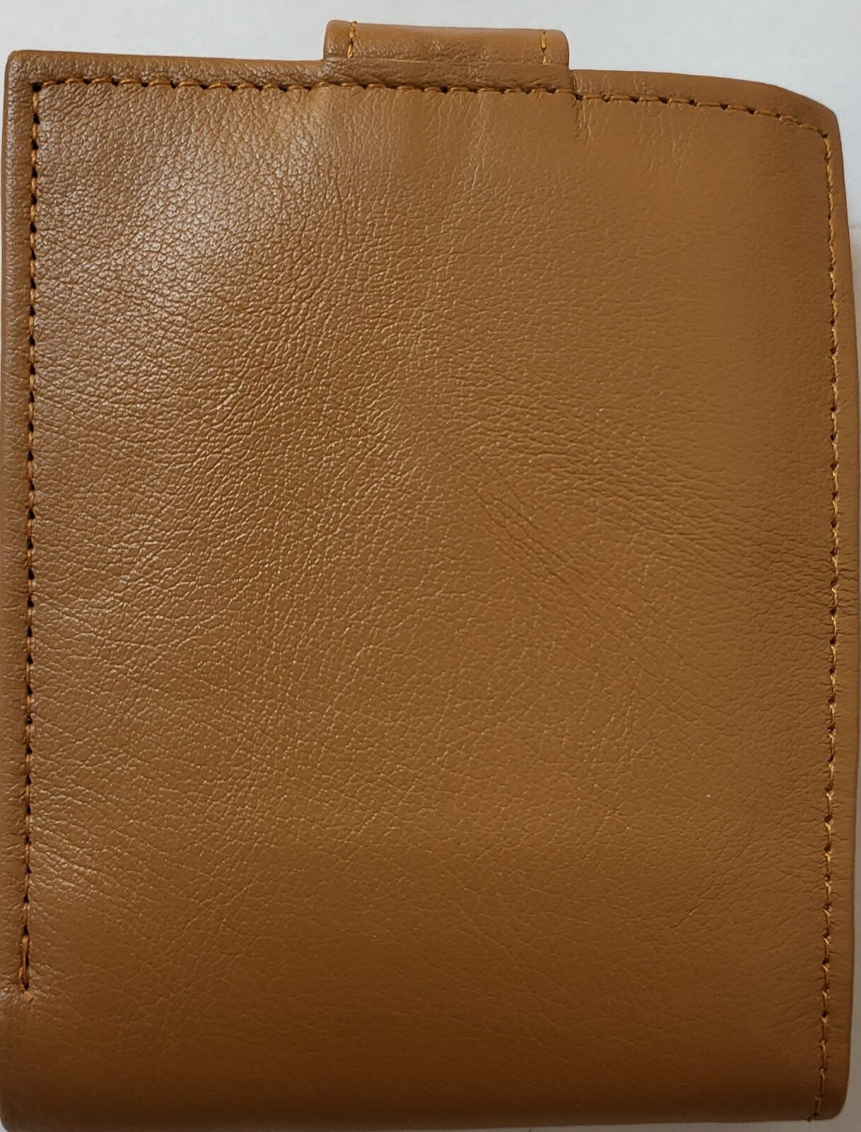 Genuine Soft Leather Slim Style High Quality wallet with Notes and credit card compartment Boxed
