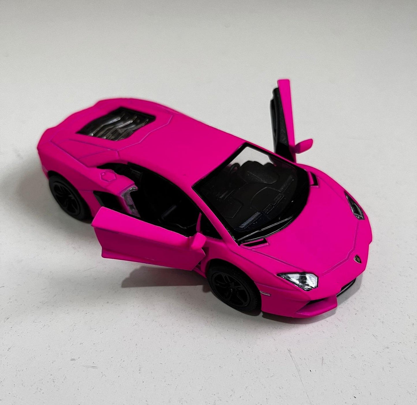 Kinsmart Meta 1/36 Scale - Lamborghini Aventador Pull Back Action - Pink/Yellow, birthday gift mother day gif lovely present