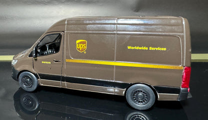 PERSONALISED NAME sprinter Van Mercedes UPS, toy van Model boy girl dad mom grandad brother birthday Christmas New birthday gift sleeve