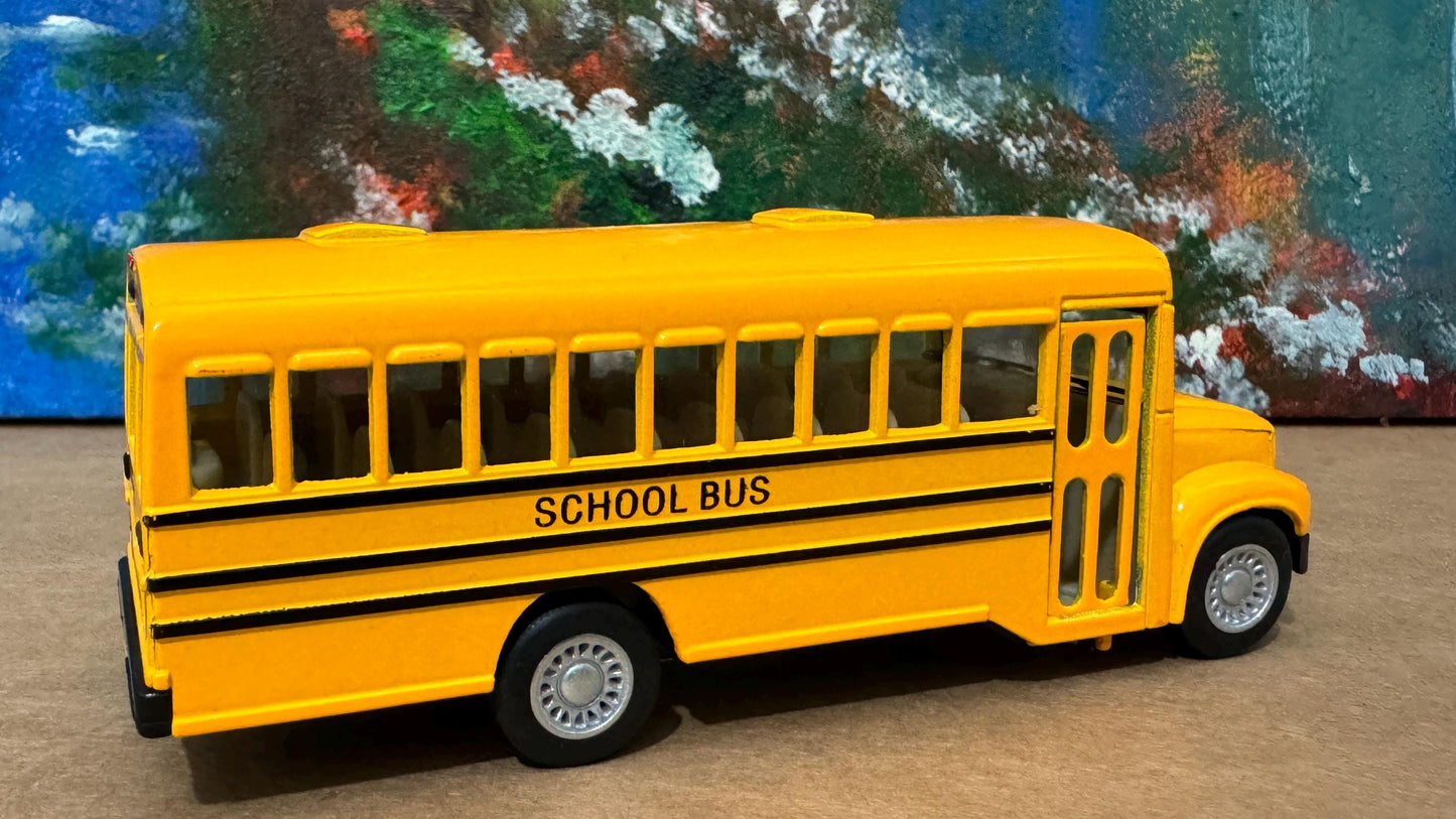 School Bus PERSONALIZED PLATES Diecast Model Toy Car boy girl present gift special day husband wife dad birthday gift Sleeve