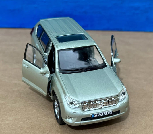 TOYOTA Land Cruiser Prado PERSONALIZED PLATES Model Toy Car boy girl husband wife dad birthday gift Boxed Diecast 1:38 Gold