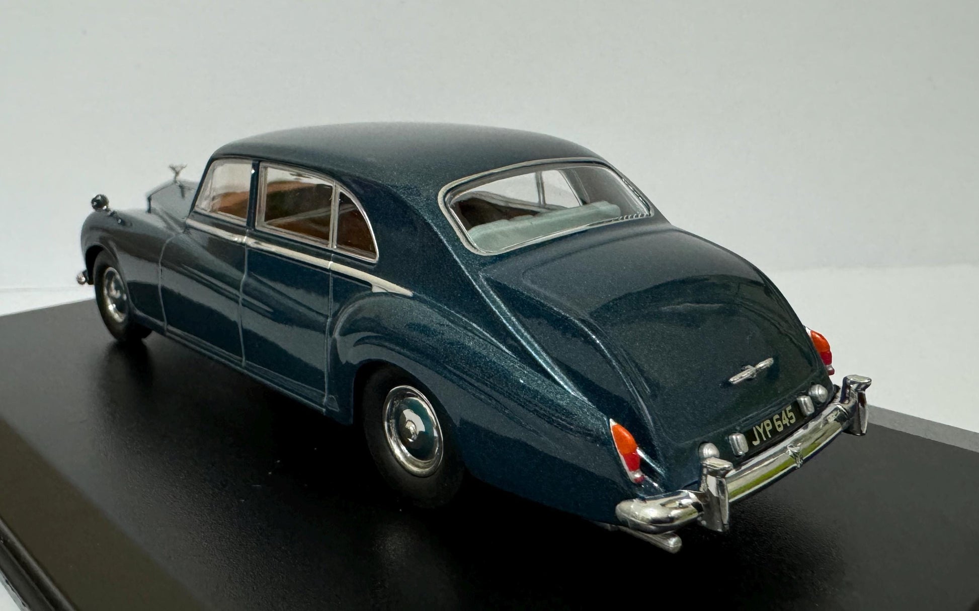 PERSONALISED Rolls Royce Phantom V James Young Windsor Oxford Dad Sister Mom husband wife Any Name BROTHER GIFT Boxed