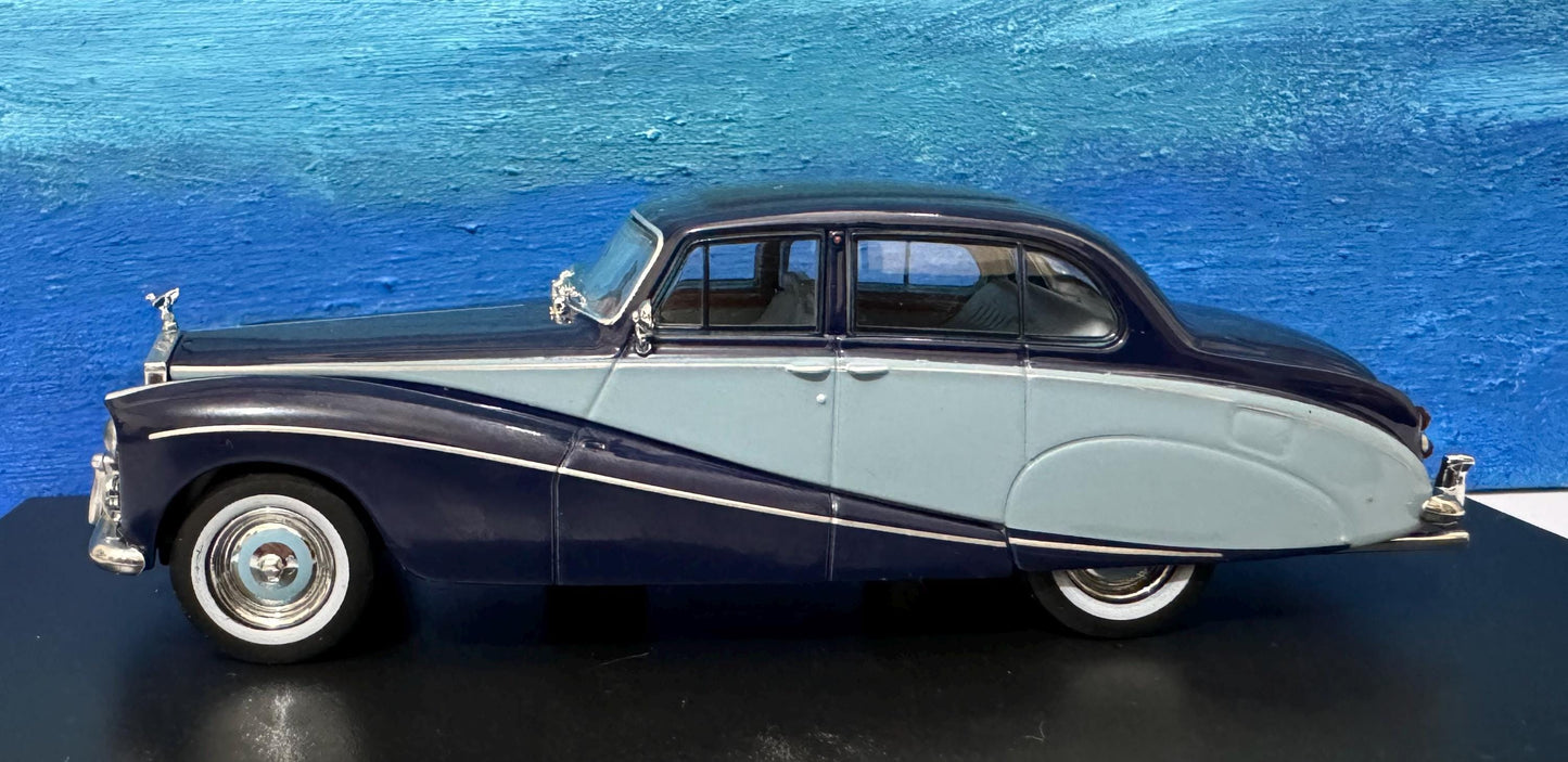 Rolls-Royce Hooper Express Model Car – Custom personalized Name Plate – Diecast Gift for Him or Her – Birthday or Christmas – Boxed