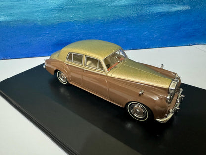 Rolls Royce Sand & Sable Oxford PERSONALISED Diecast Dad Sister Mom husband grandad wife Any Name BROTHER Case GIFT Boxed