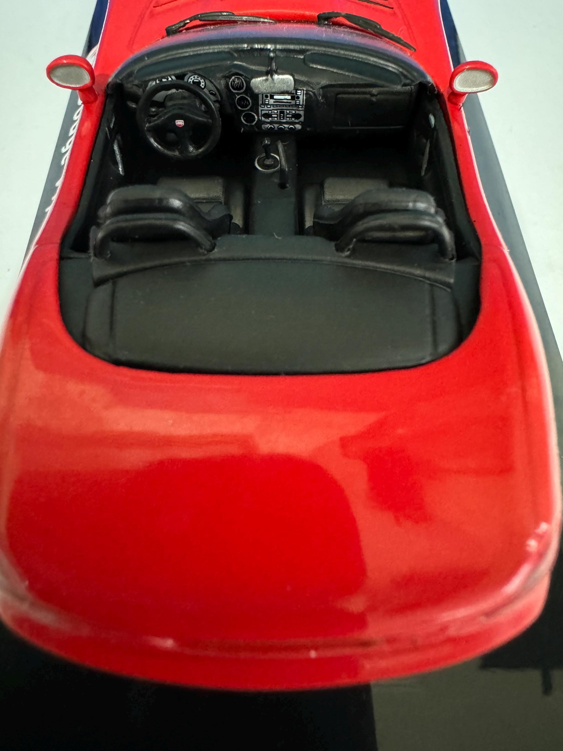 Dodge Viper Red - SRT 10 2003 - Supercar Collection Diecast display Model Car detailed version scale 1:43 display case
