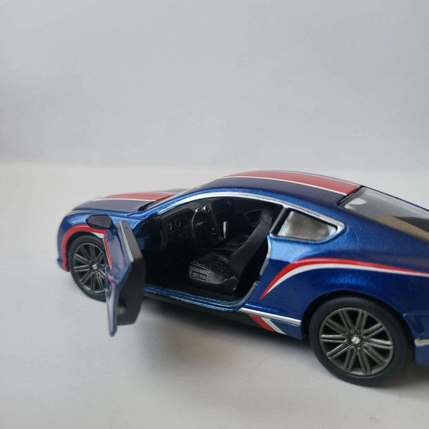 2012 Bentley Continental GT Speed 1:38 Diecast Model - Opening Doors Metal Car - Collectible Gift for Men, Dad, Boys - Gift Sleeve included