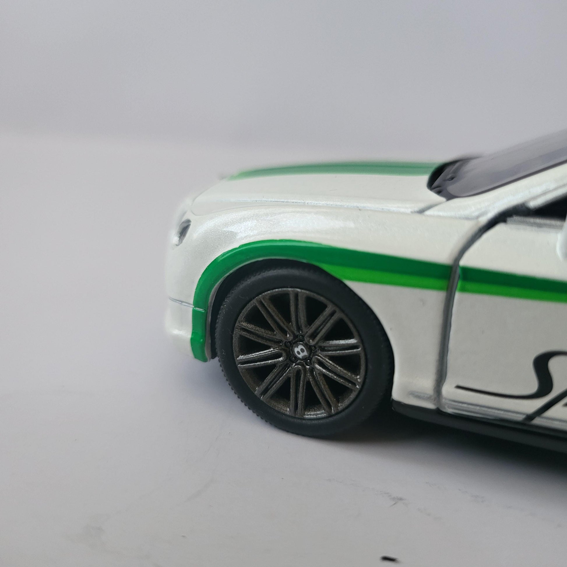Diecast Metal Car 2012 Bentley Continental GT Speed 1:38 - Open Doors Special offer collectible boy girl dad mother day gift sleeves