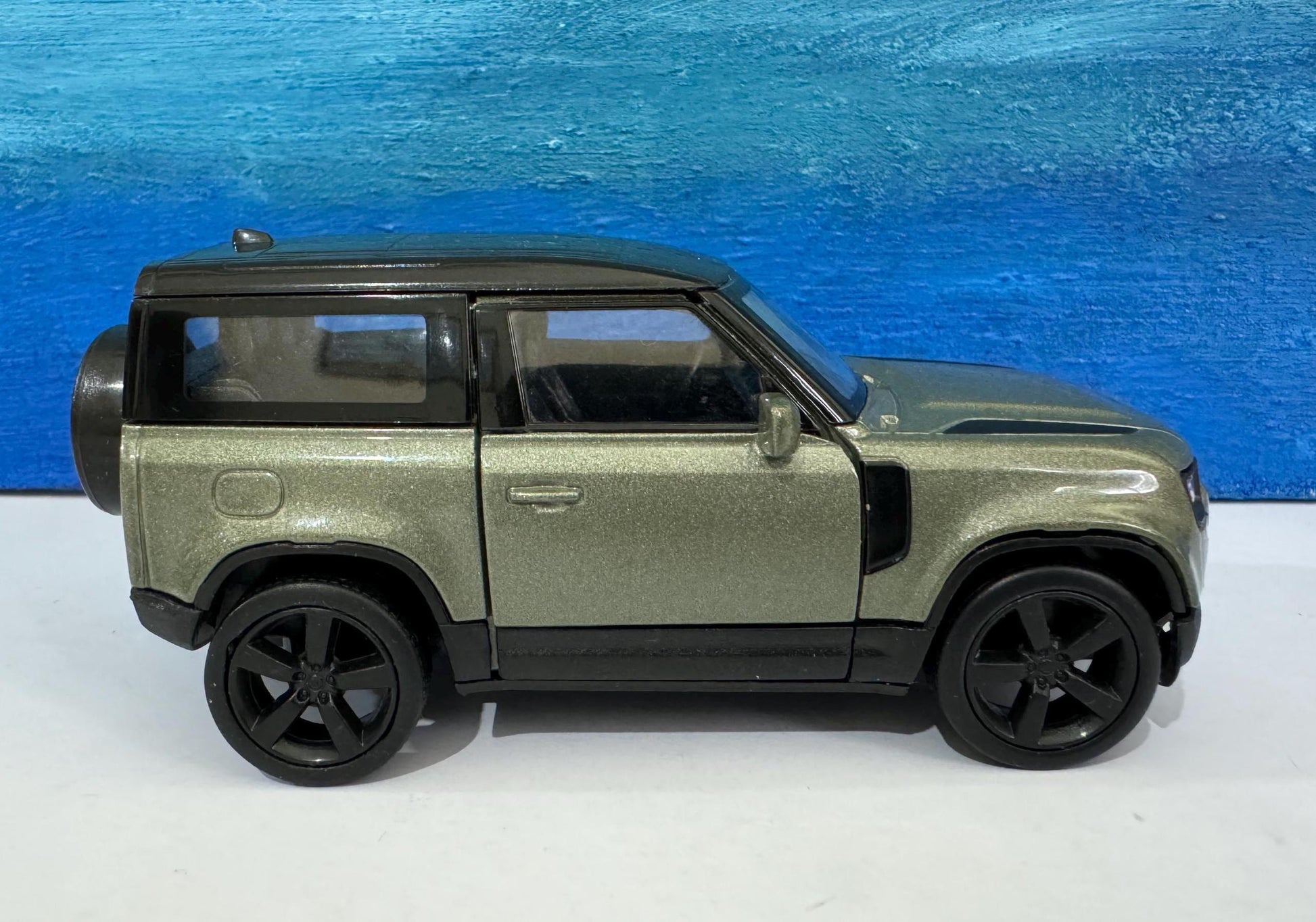 Landrover Defender 2020 NEW Toy Car Model boy girl dad mom grandad brother Birthday Christmas gift present ANY Name plate Boxed
