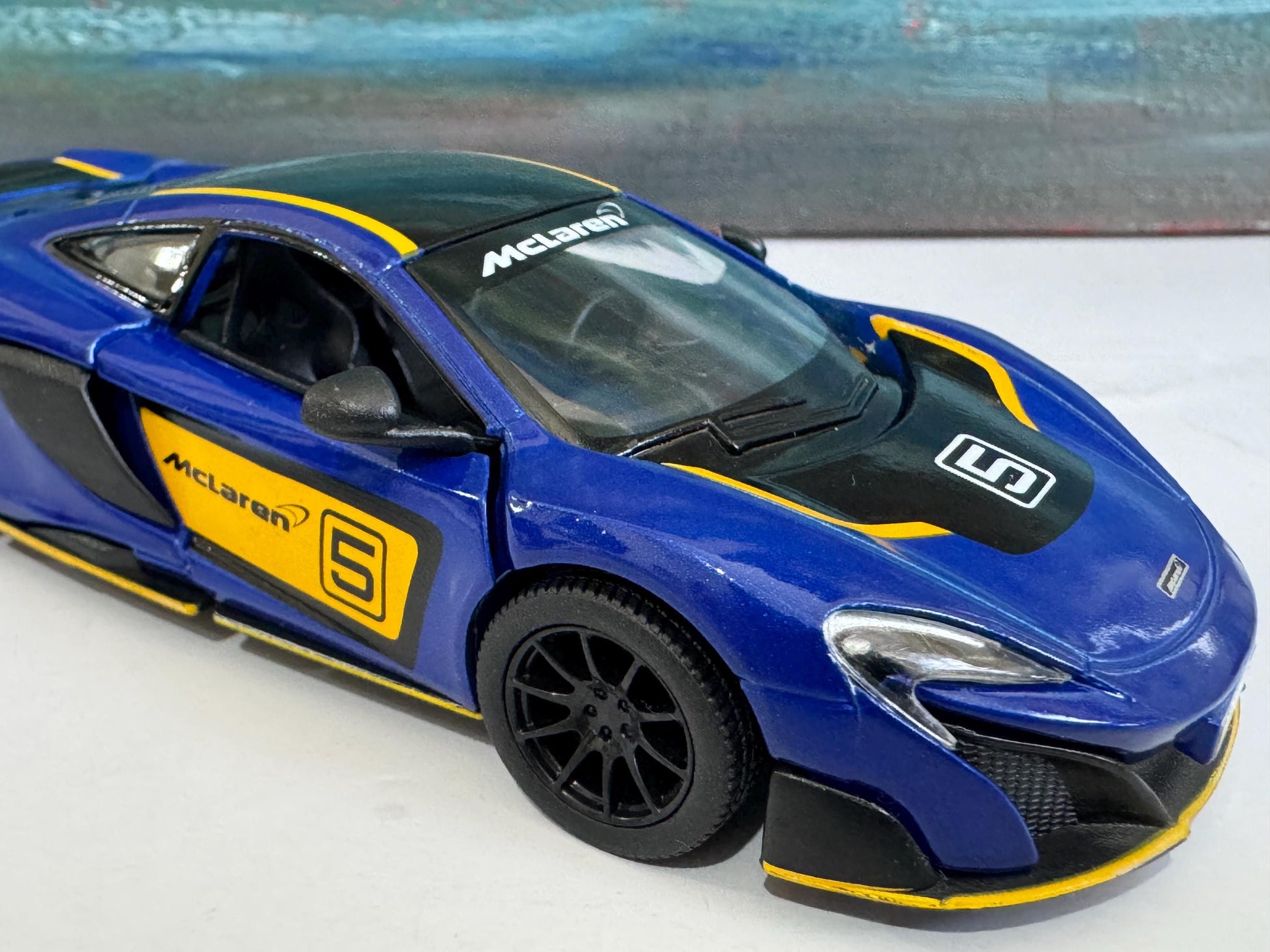 Personalised McLaren 675LT Toy Car – 1:34 Scale Diecast Model Gift for Boy Girl Dad Mom – Birthday Christmas Present (Sleeve Included)