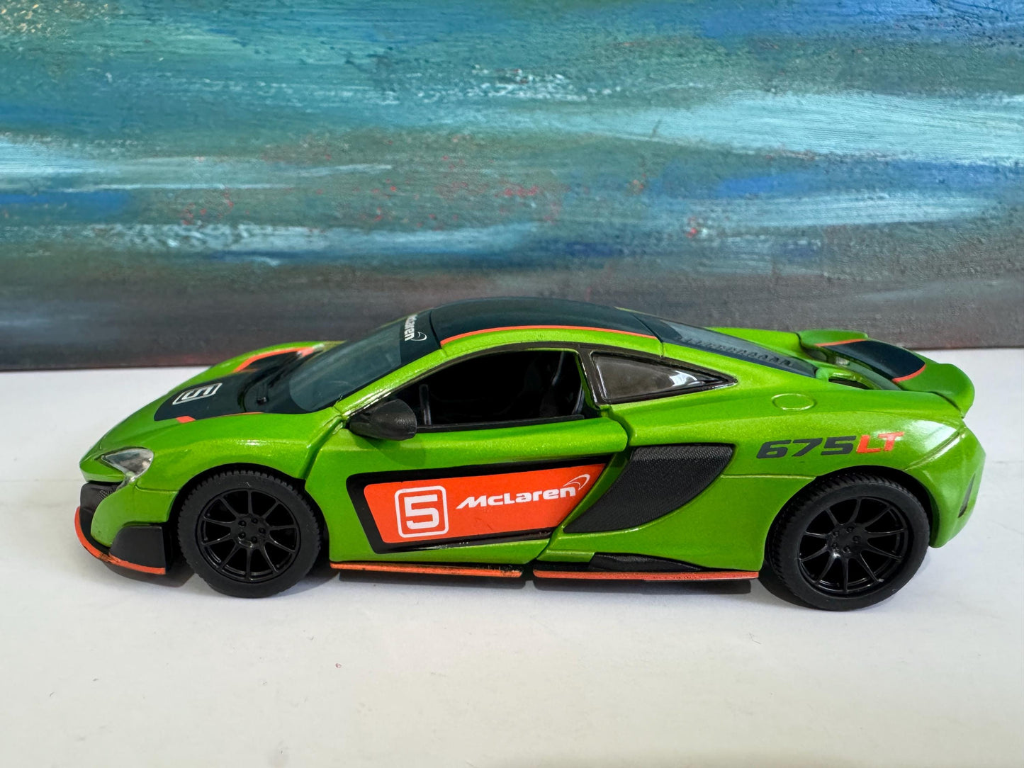 Personalised McLaren 675LT Toy Car 1:34 – Custom Plate Model Gift for Boy Girl Dad Mom Grandad Uncle Brother Birthday Father's Day Sleeves