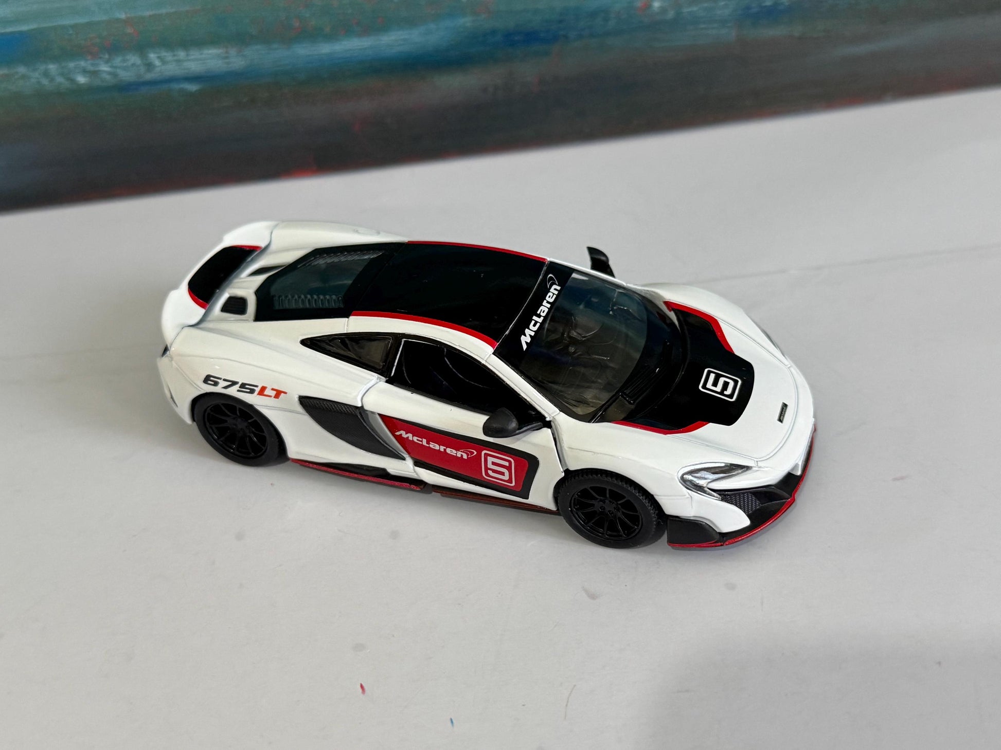Personalised McLaren 675LT Display Plate – 1:34 Scale Model Car Gift for Dad Mom Boy Girl Grandad Uncle Brother Birthday Sleeve Present