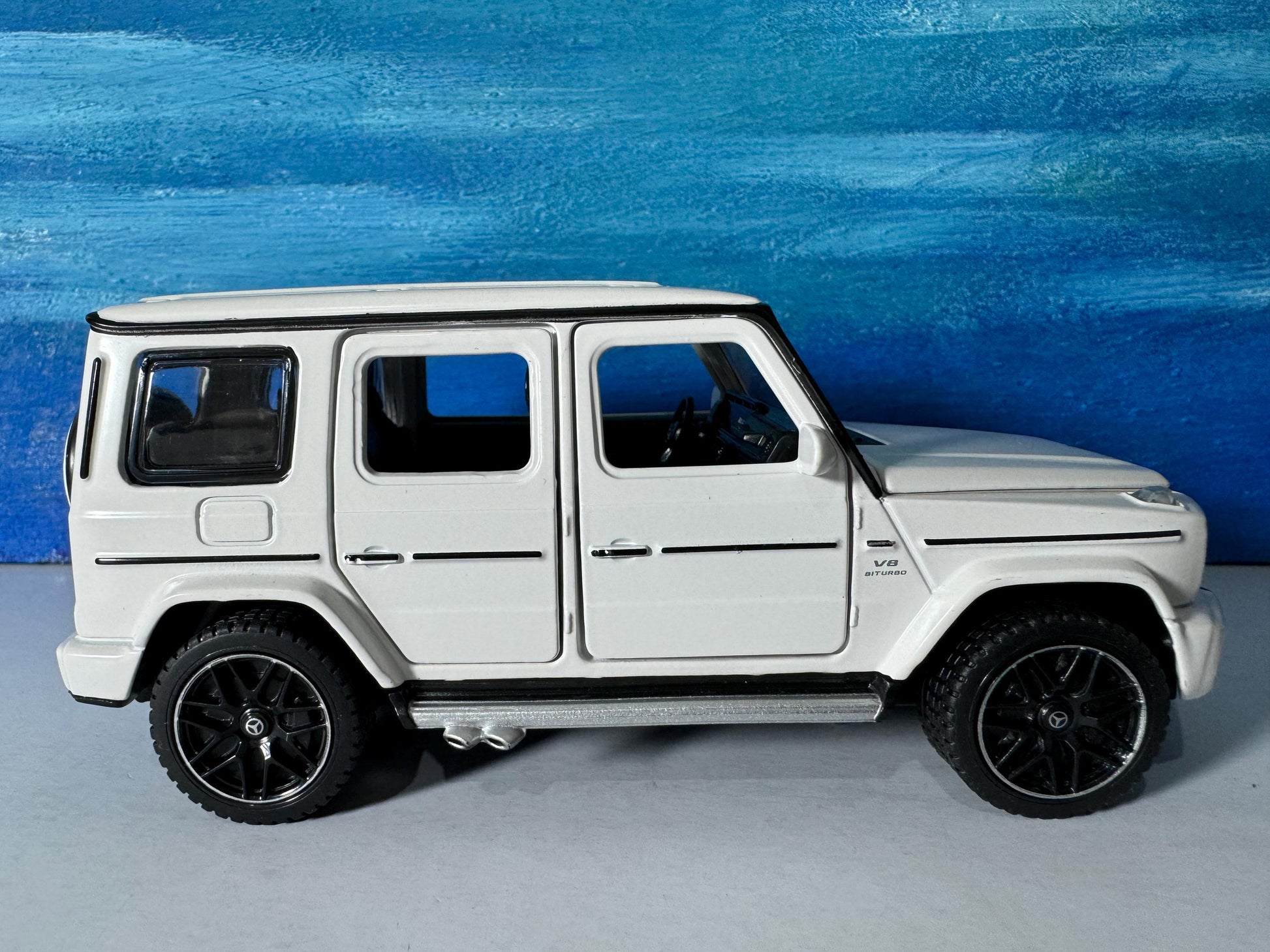 Mercedes AMG G 63 Diecast detailed collectable High End model mom dad boy girl Light Sound uncle dad Gift Boxed Sound Light Collection