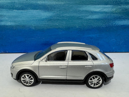 Audi Q3 2018 die-cast metal toy model car personal name mom day uncle aunty grandad brother sister mother day special day Gift Boxed