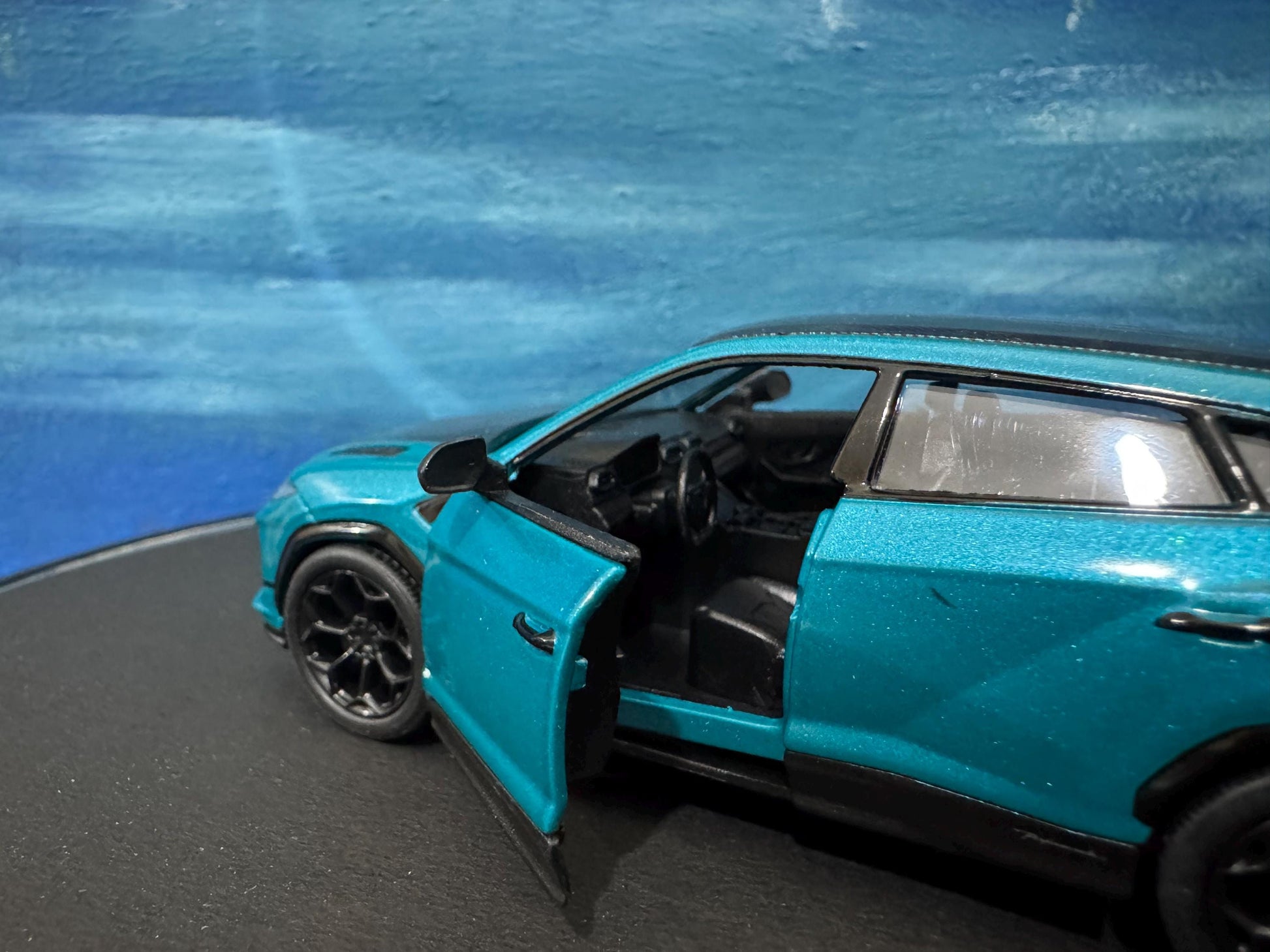 Personalized Lamborghini Urus Performante Display Car - Custom Name Gift for Mom, Dad, Brother - Mother's Day, Birthday - Gift Sleeves