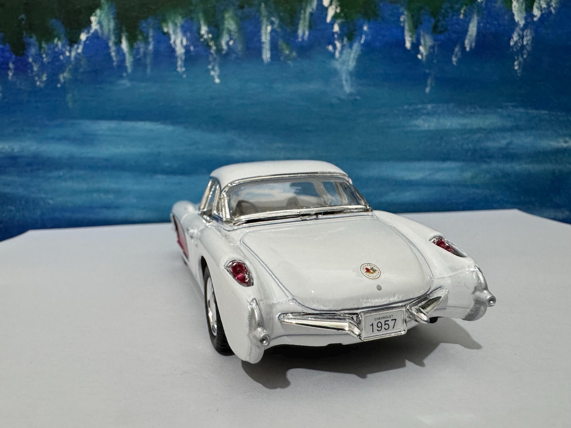 1957 Chevrolet Corvette Diecast Model Car 1:34 – Vintage 50s Metal Car Model Collectible Gift for Him Dad Grandad Man Cave Decor Gift Sleeve