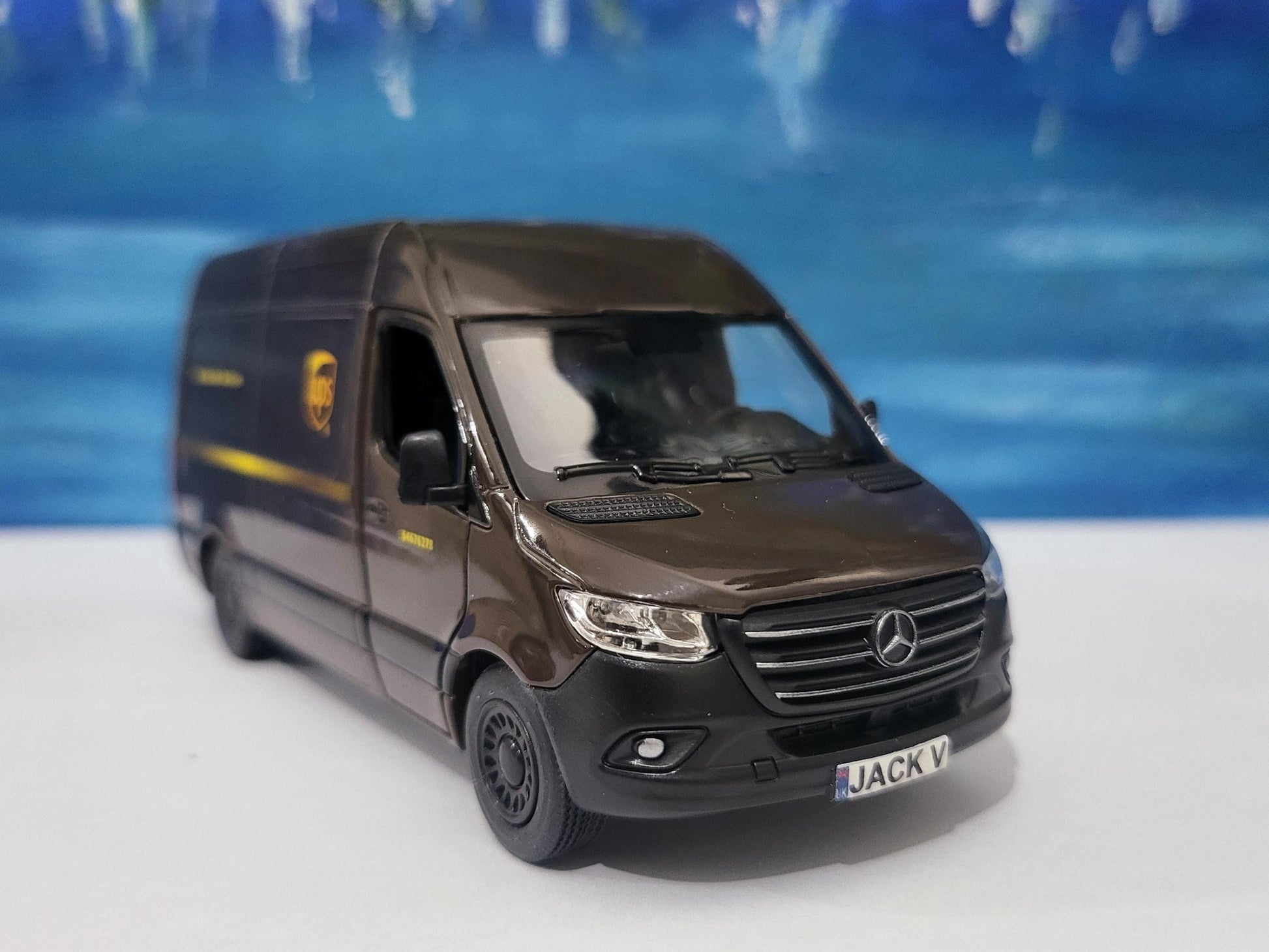 PERSONALISED NAME sprinter Van Mercedes UPS, toy van Model boy girl dad mom grandad brother birthday Christmas New birthday gift sleeve