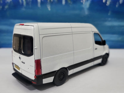 PERSONALISED PLATES sprinter Van Mercedes Model boy girl dad mom uncle grandad brother sister birthday Christmas gift present New Sleeves
