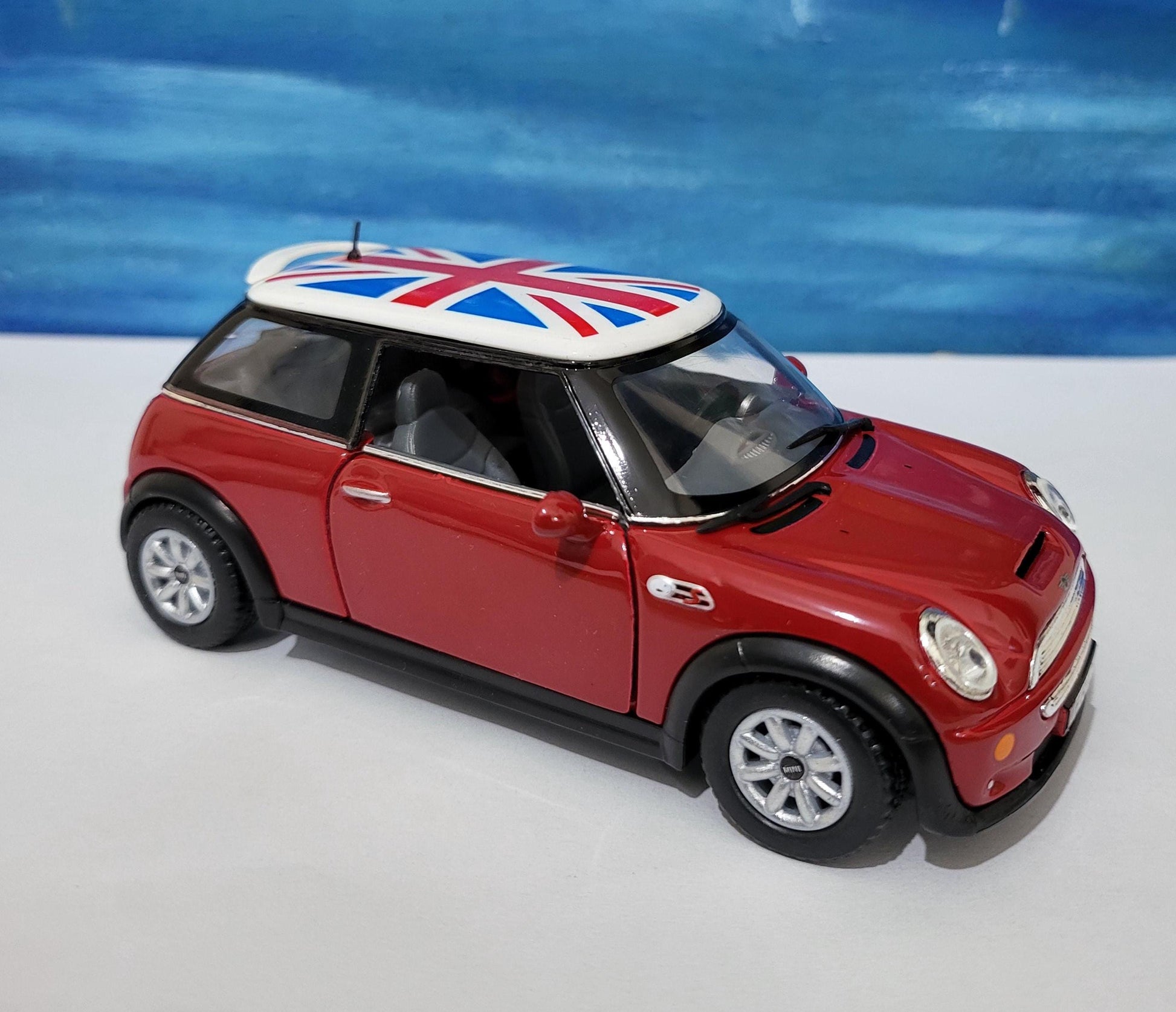 PERSONAL NAME PLATES for Red Mini Cooper S Model - 1/28 Scale Toy Car Gift - England Flag - Birthday Present for Dad, Mom, Kids Gift Sleeves