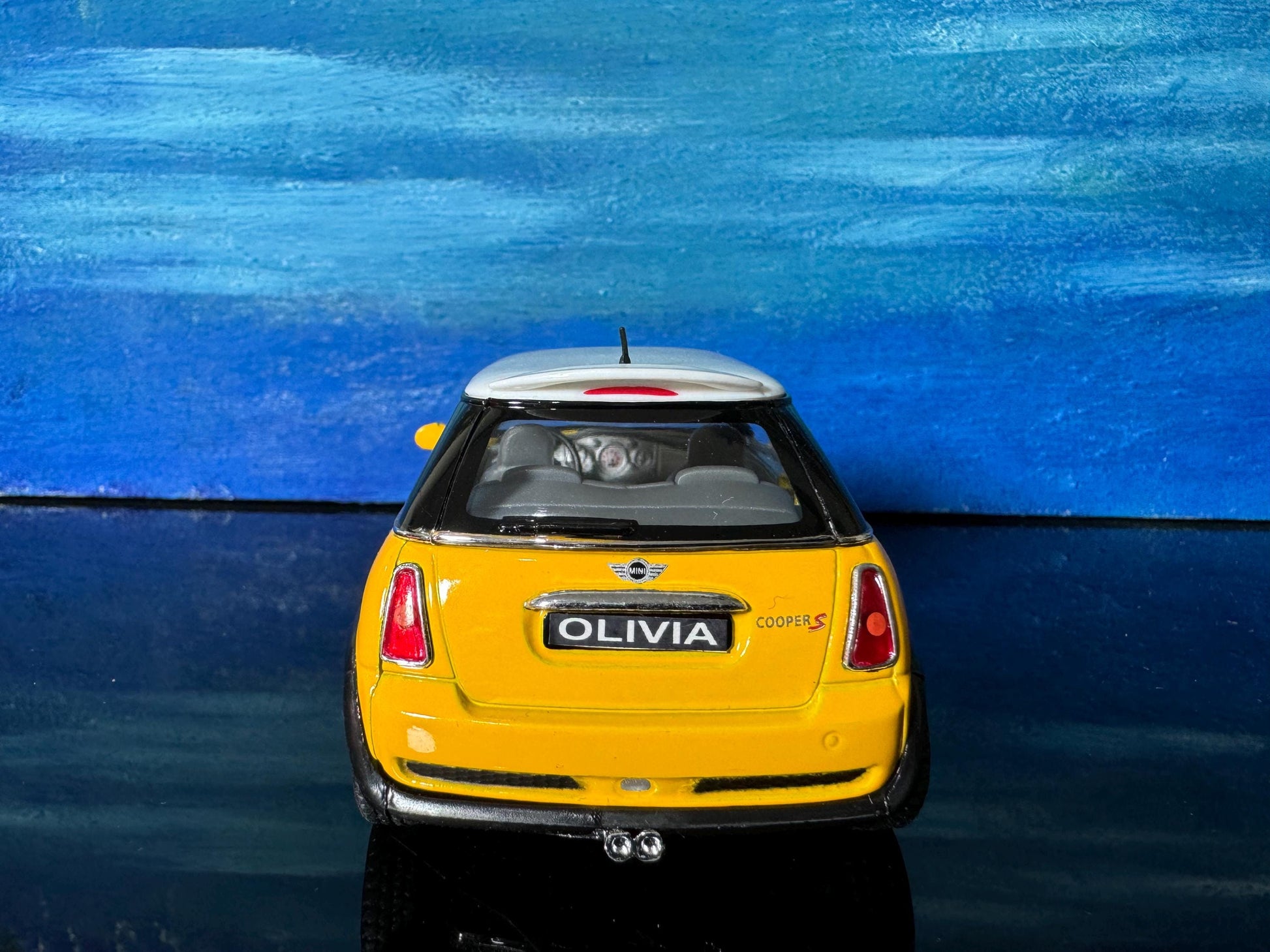 Yellow Mini Cooper S Diecast Car 1:28 Scale – Collectible Model with Custom Name Plate, Toy Car Gift, Mini Cooper Model Display Gift Sleeves