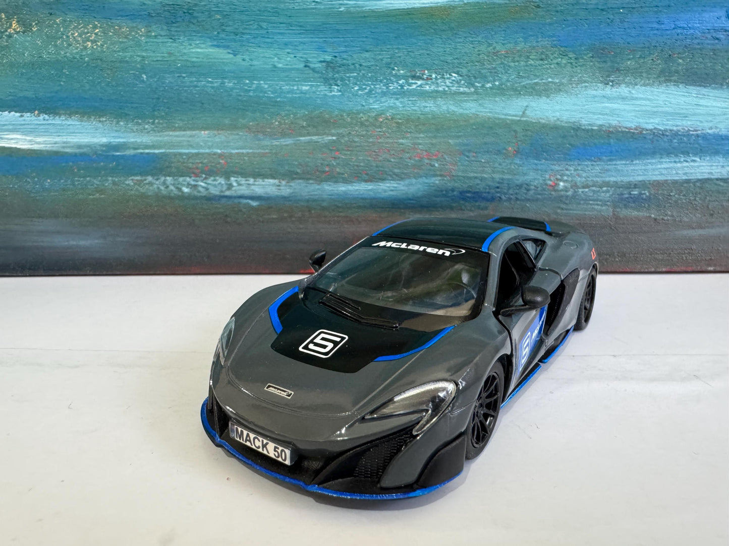 PERSONALISED PLATES McLaren 675LT DIECAST Model boy girl dad mom uncle grandad brother Birthday mother day gift present Sleeve 1:34 scale